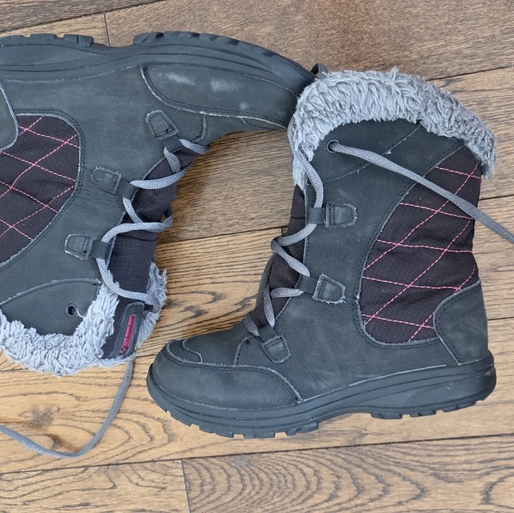 Columbia Ice Maiden II Snow Boots Youth Size 2